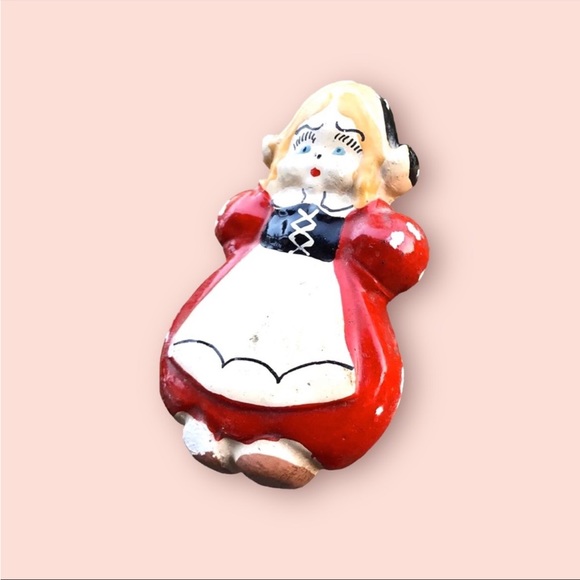 Folk Art Chalk Ware Set Wall Hanging - Picture 9 of 11